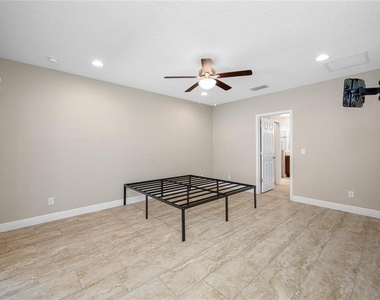 230 Clayton Street - Photo Thumbnail 21