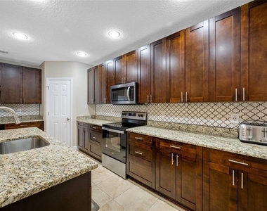 230 Clayton Street - Photo Thumbnail 15