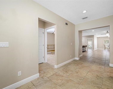 230 Clayton Street - Photo Thumbnail 2