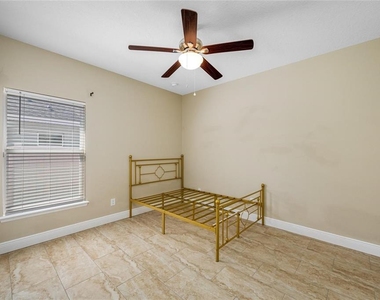 230 Clayton Street - Photo Thumbnail 9