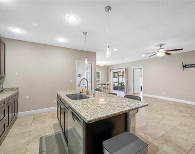 230 Clayton Street - Photo Thumbnail 17
