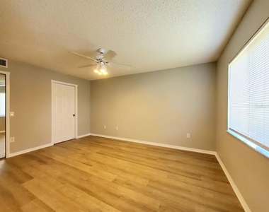 2331 Rothenfeld Court - Photo Thumbnail 22