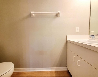 2331 Rothenfeld Court - Photo Thumbnail 18