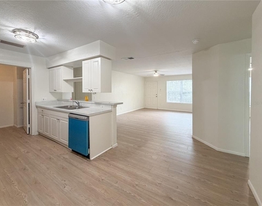 36101 Deer Creek Drive - Photo Thumbnail 3