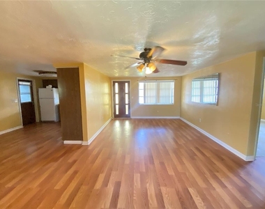 2713 Capricorn Place - Photo Thumbnail 31