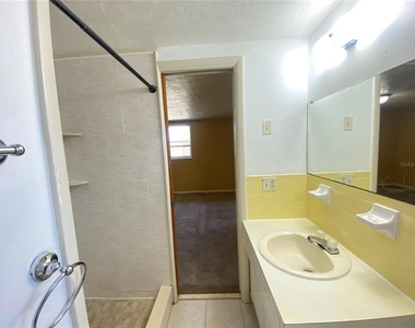 2713 Capricorn Place - Photo Thumbnail 21