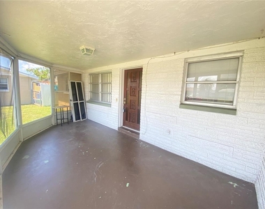 2713 Capricorn Place - Photo Thumbnail 2