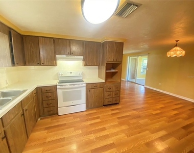 2713 Capricorn Place - Photo Thumbnail 9
