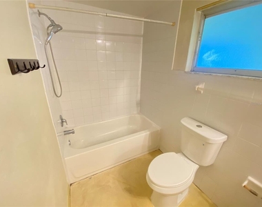 2713 Capricorn Place - Photo Thumbnail 14
