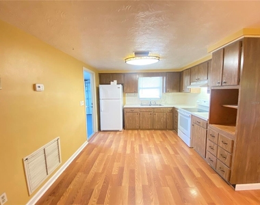 2713 Capricorn Place - Photo Thumbnail 8