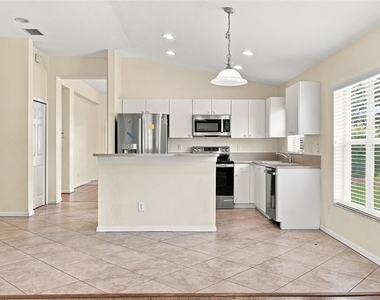 11331 Coconut Island Drive - Photo Thumbnail 8