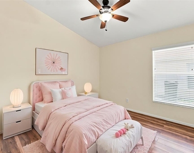 11331 Coconut Island Drive - Photo Thumbnail 15