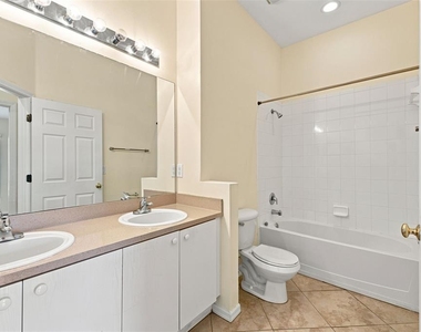 11331 Coconut Island Drive - Photo Thumbnail 16