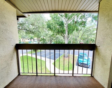 20 Woodlake Place - Photo Thumbnail 20