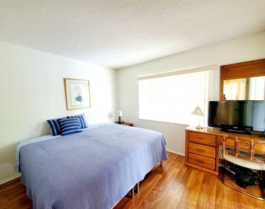 20 Woodlake Place - Photo Thumbnail 8