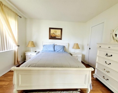 20 Woodlake Place - Photo Thumbnail 17