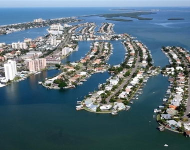 121 Island Way - Photo Thumbnail 34