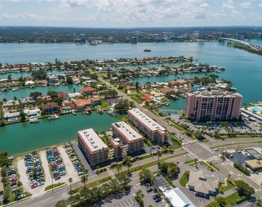 121 Island Way - Photo Thumbnail 27