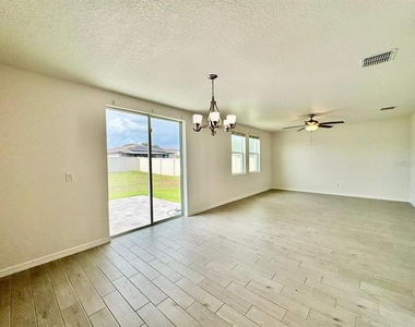 38851 Opal Willow Lane - Photo Thumbnail 16
