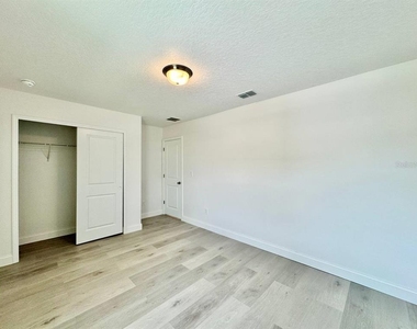 38851 Opal Willow Lane - Photo Thumbnail 32