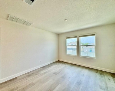 38851 Opal Willow Lane - Photo Thumbnail 20