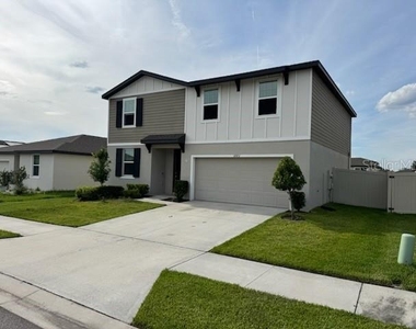 38851 Opal Willow Lane - Photo Thumbnail 4