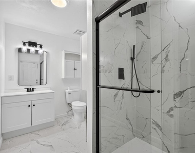 465 Rio Grande Lane - Photo Thumbnail 20