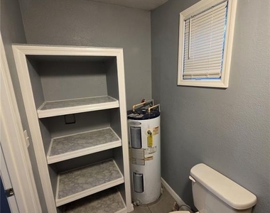 1328 37th Street Nw - Photo Thumbnail 5