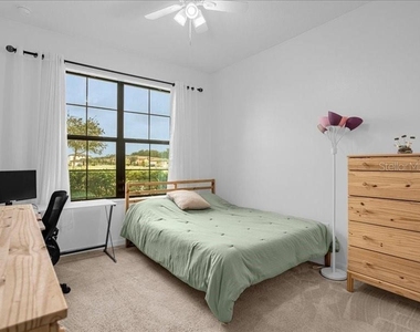 1020 Umbria Lane - Photo Thumbnail 6