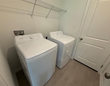 6224 Botticella Boulevard - Photo Thumbnail 1