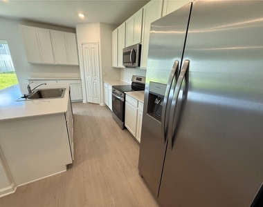 6224 Botticella Boulevard - Photo Thumbnail 2