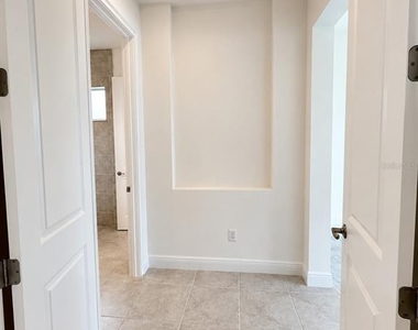 13124 Weaver Avenue - Photo Thumbnail 12