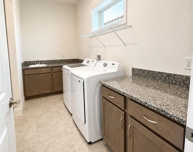 13124 Weaver Avenue - Photo Thumbnail 19