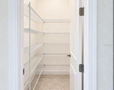 13112 Weaver Avenue - Photo Thumbnail 21