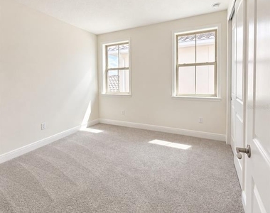 13112 Weaver Avenue - Photo Thumbnail 38