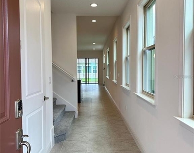 13112 Weaver Avenue - Photo Thumbnail 2