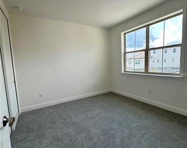 13112 Weaver Avenue - Photo Thumbnail 37