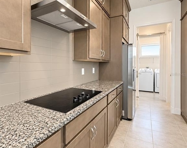13112 Weaver Avenue - Photo Thumbnail 6
