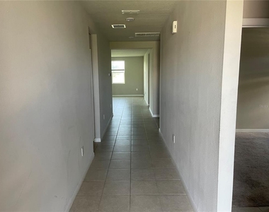 3212 Weitzel Drive - Photo Thumbnail 2
