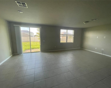 3212 Weitzel Drive - Photo Thumbnail 17