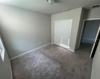3212 Weitzel Drive - Photo Thumbnail 10