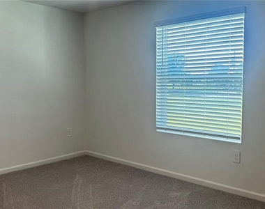4955 Sw 83rd Place - Photo Thumbnail 3