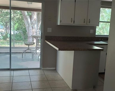 14560 Sw 35th Terrace Road - Photo Thumbnail 2