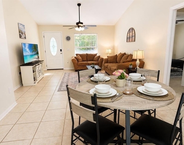 6401 Nw 66th Avenue - Photo Thumbnail 3