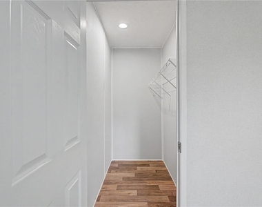 7250 Sw 10th Street - Photo Thumbnail 18