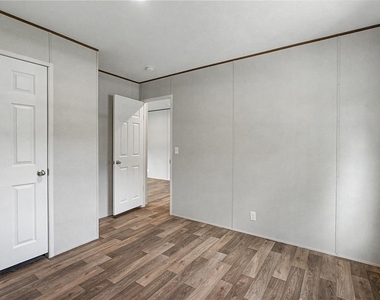 7250 Sw 10th Street - Photo Thumbnail 16