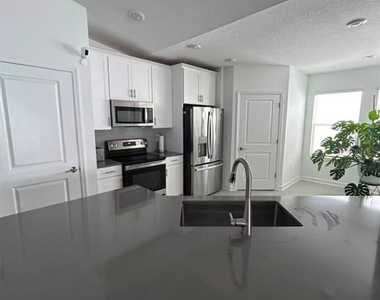 3063 Park Vale Road - Photo Thumbnail 7