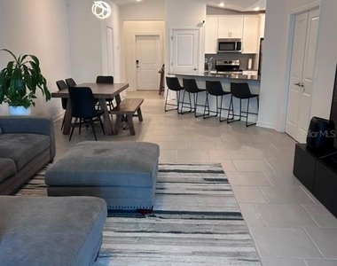 3063 Park Vale Road - Photo Thumbnail 10