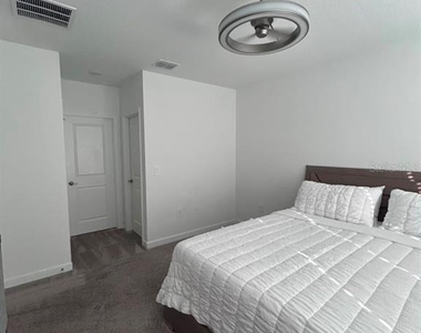 3063 Park Vale Road - Photo Thumbnail 11