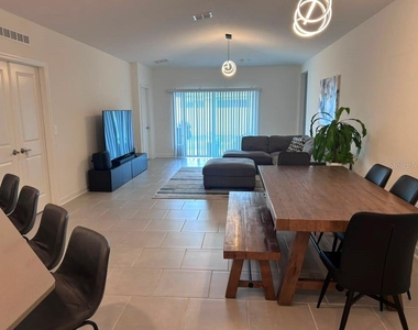 3063 Park Vale Road - Photo Thumbnail 5